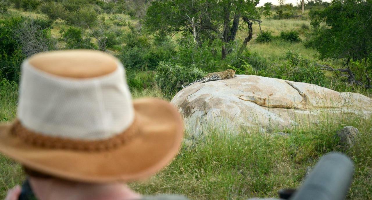 Lion Sands Narina Lodge เขตอนุรักษ์พันธุ์สัตว์ป่าซาบีแซนด์ ภายนอก รูปภาพ